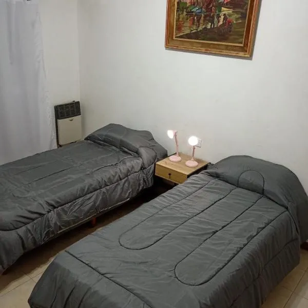 Departamento en el centro, hotel a San Miguel del Monte