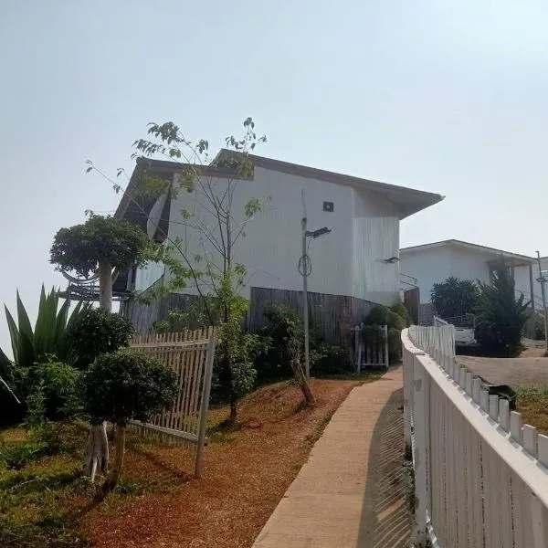 ไร่ดอยช้าง ม่อนเเจ่ม Rai Doi Chang Moncham, hótel í Mon Jam