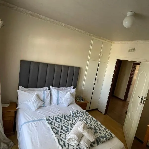 Executive B & B, מלון בBeacon Bay