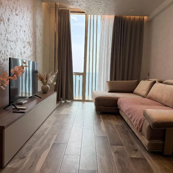 Green Coast Apartment, hótel í Palasë