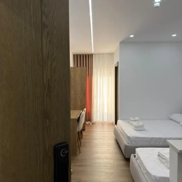 Petro Rooms and View, готель 