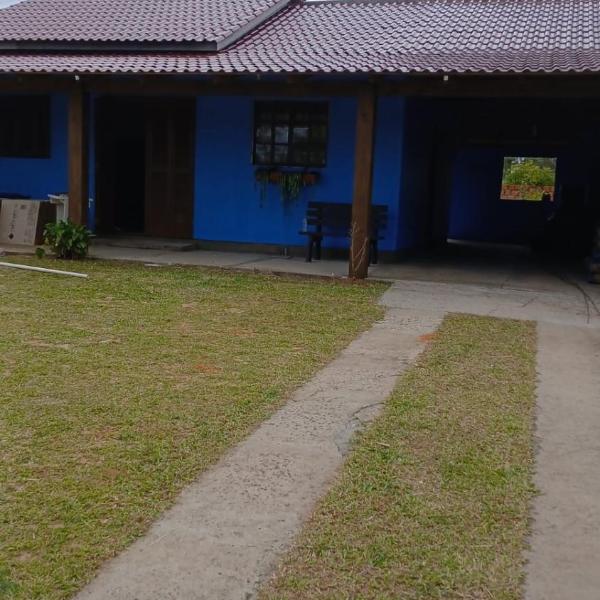 CASA com PISCINA EM TORRES 6 PESSOAS 2 QUADRAS DO MAR