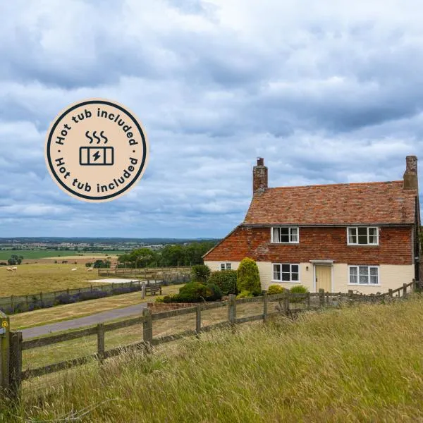 Coldharbour Cottage with Hot Tub โรงแรมในStone