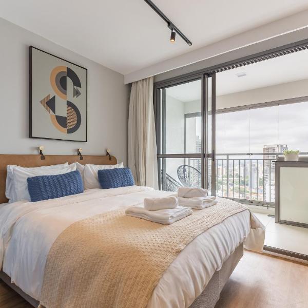 Studio moderno e completo na Vila Madalena.