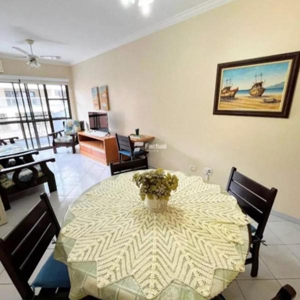 Apartamento na melhor localização da Enseada