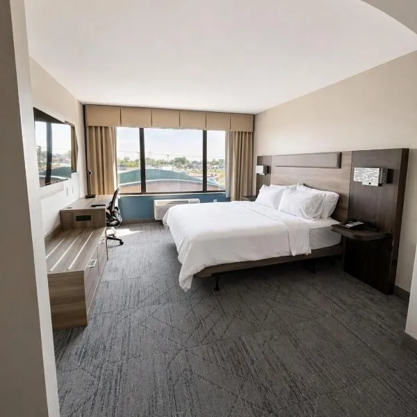 Holiday Inn Express Hotel & Suites Tipp City by IHG, hotel in Tipp City