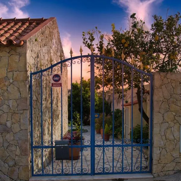 Rural Retreat - Quinta Sol 3 Bedroom House - Nazaré, Portugal, hotel i Casal do Mota