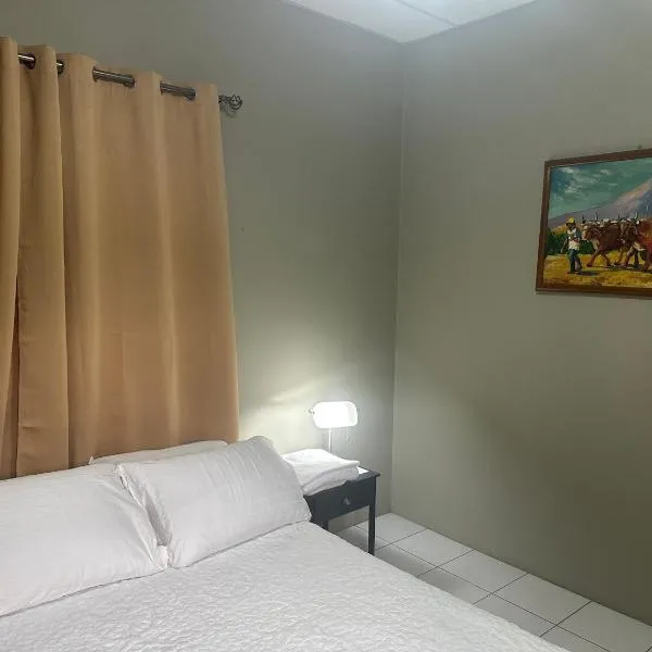 Hostal Casa Anita, hotel v destinaci León