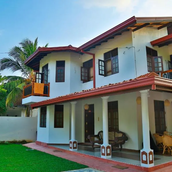 4 S Villa, hotel in Tangalle