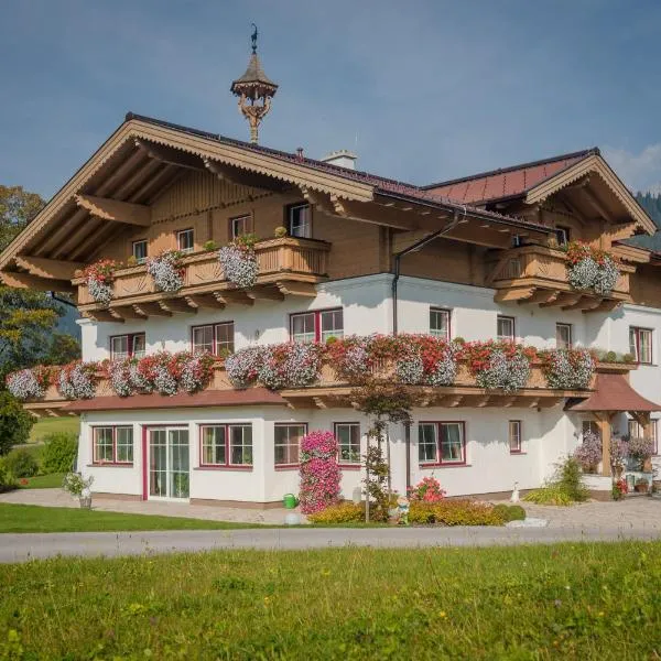 Landhaus Katharina, hotel di Ramsau am Dachstein