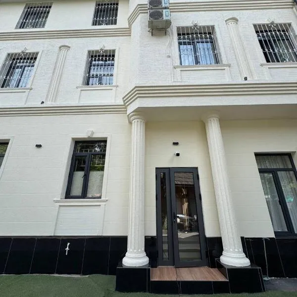 Orient Lux, Hotel in Yakkasaray