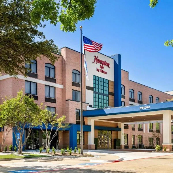 Hampton Inn By Hilton Addison Dallas, hotell i Addison