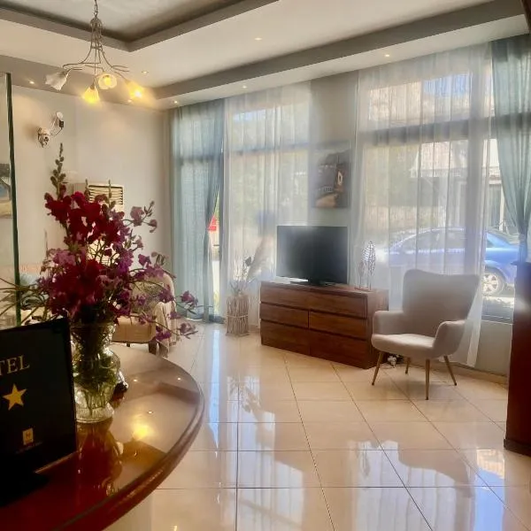 Isidora Hotel, готель у місті Айя-Марина, Егіна