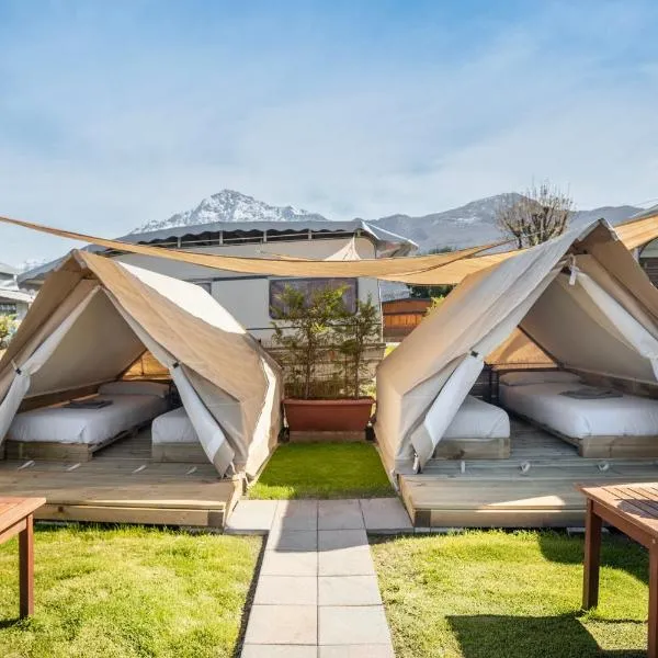 Glamping Italia '90 - Babe Lodges, hotel u gradu 'Domaso'