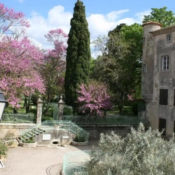 Les Chambres Cast'elles, hotel en Malves-en-Minervois