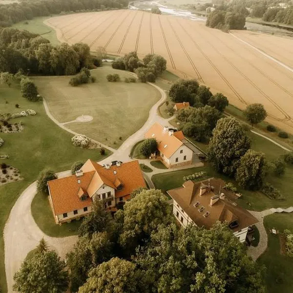 Mazmežotnes muiža, hotel en Mazmežotne
