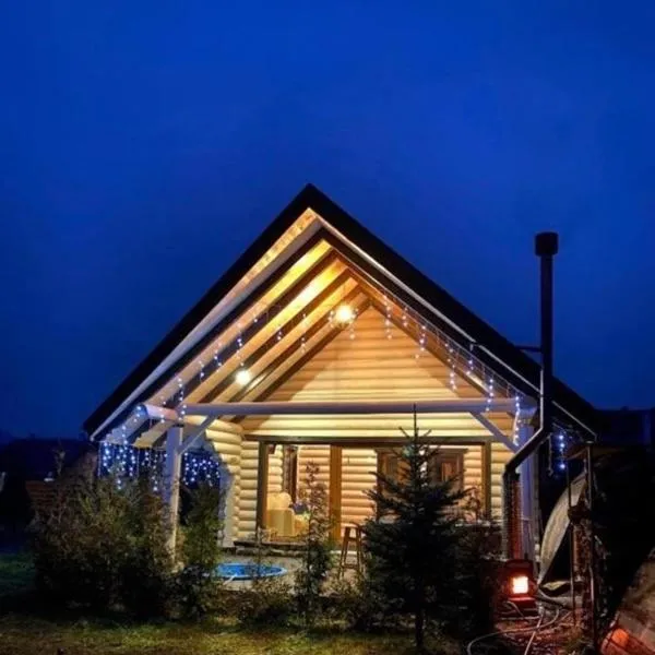 Verdant House, Hotel in Mykulytschyn