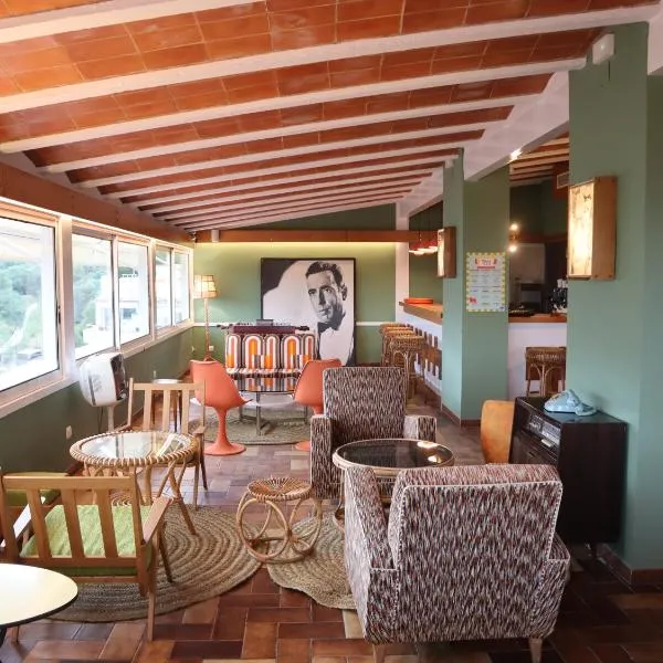 Hotel S'Aguarda Cadaqués1962 by Fimedhotels, hotel v destinaci Cadaqués