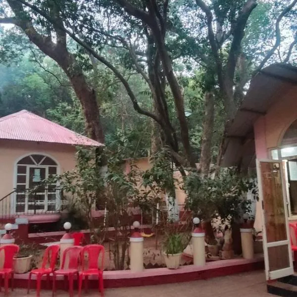 The Wayside Inn, hotel in Matheran