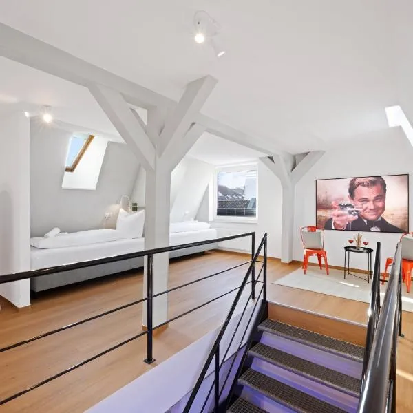 HeRo LiWing - Penthouse-Lofts Hamburg - bis zu 16 Personen, hotel ad Amburgo