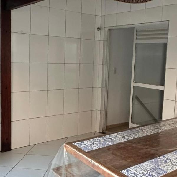 cobertura duplex com área de lazer privativa a menos de 3min da Praia do Morro