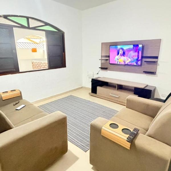 Casa para 9 pessoas a poucos passos do Santuário de Aparecida