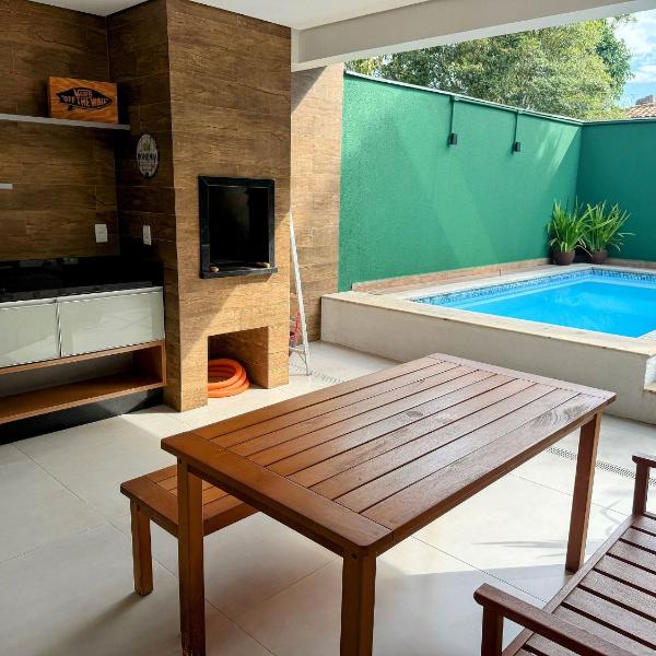 Piscina & Varanda Gourmet 3 Quartos |CURTA234