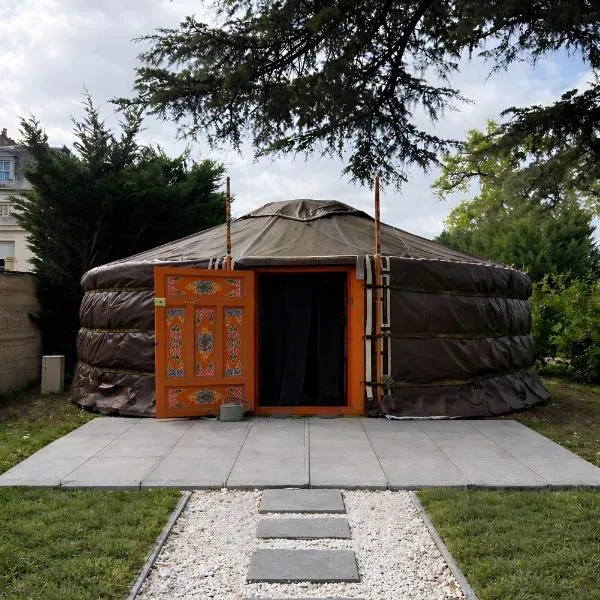 Yourte chaleureuse, хотел в Bois-le-Roi