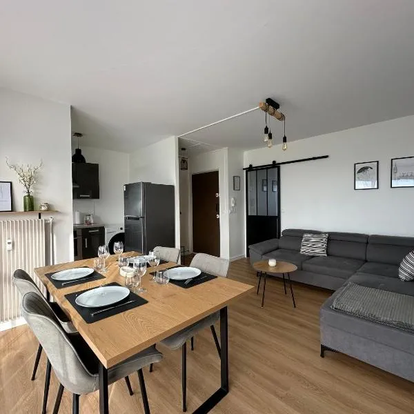 Superbe appartement en rez-de-jardin avec vue mer – hotel w Calais