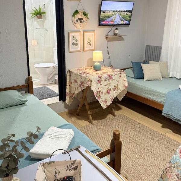 Casa com 5 Studios Central e 8 minutos do Paraguai - Grupos até 20 pessoas - Foto 2