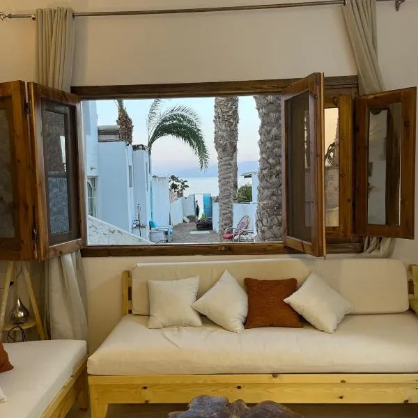Oia seafront house، فندق في دهب