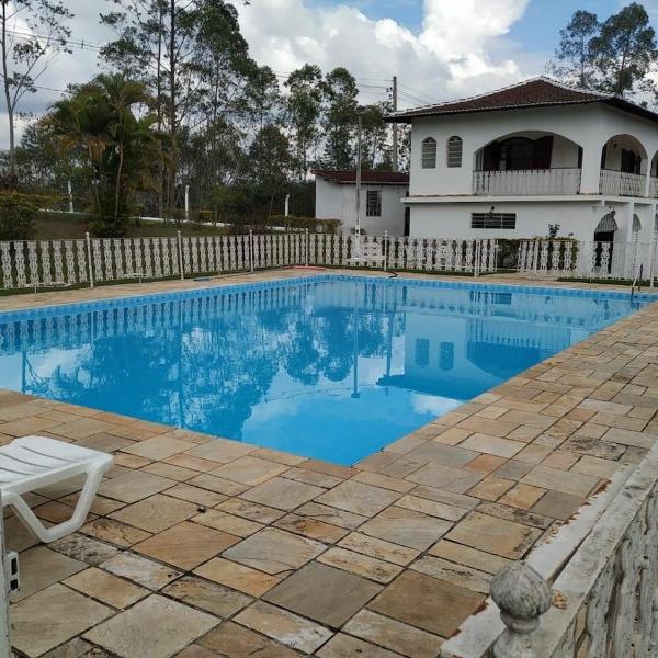 Chácara em Santa Isabel · Chácara em Santa Isabel Refúgio para relaxar