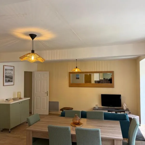 Appartement 2 chambres avec vue sur la montagne, hotel u gradu 'Eaux-Bonnes'