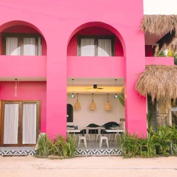 BIG WAVES BOUTIQUE HOTEL SIARGAO, hotel v destinaci General Luna
