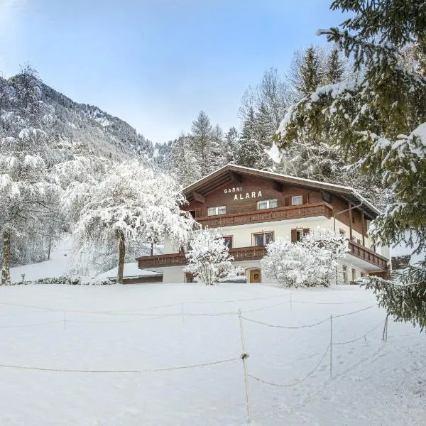 Alara Rooms, hotel a Ortisei