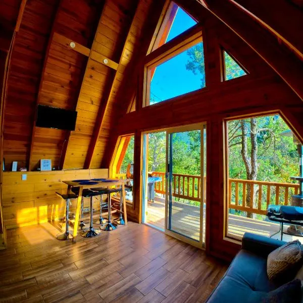Glamping MORET Cabaña Alpina M2, hotel Los Liriosban