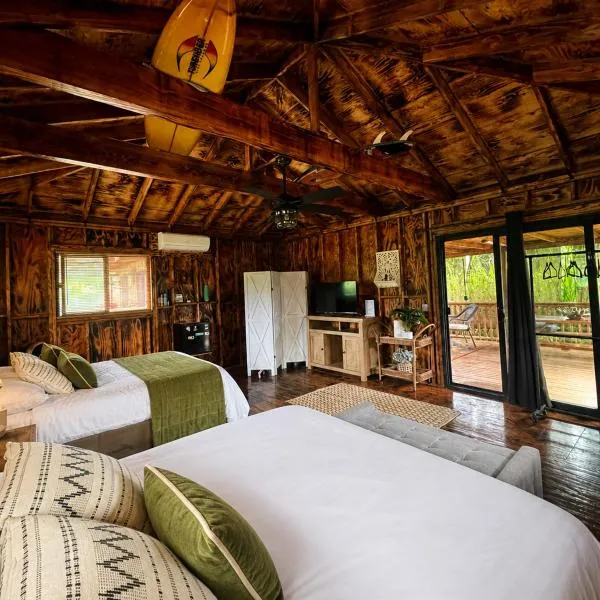 Pipeline Tropical Bungalow、ハレイワのホテル