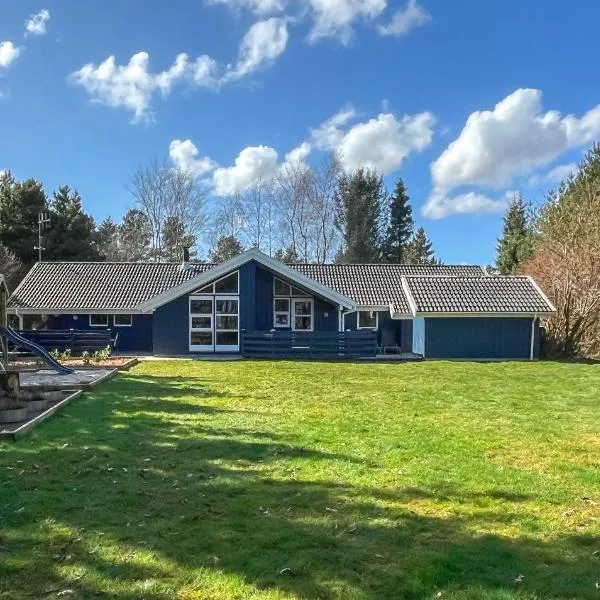 Holiday Home Hindbærvangen Oksbøl Xii、Oksbølのホテル