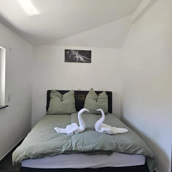 Ferienwohnung auf der Alb-Wittlingen, hotel en Bad Urach