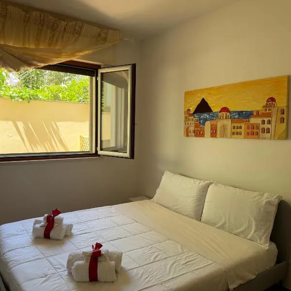 Del Console Apartment 2 - Near Bari Airport & Station, hotel Modugnóban