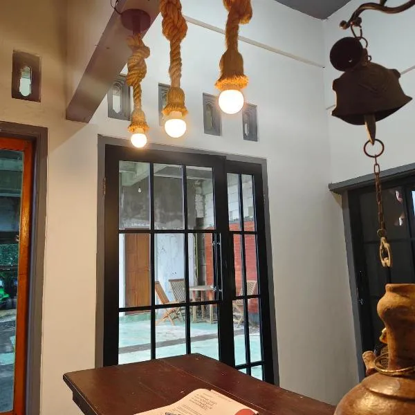 KOPIKUIN bromo homestay, hotel a Probolinggo