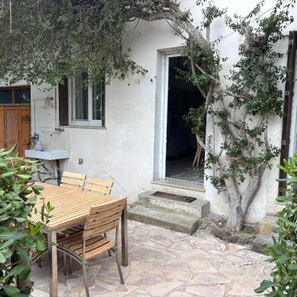 Villa Le Faiou bas, hotel din Roquebrune-Cap-Martin