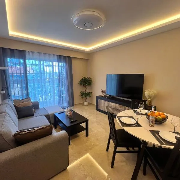 Appartement moderne 3 pièces climatisé avec balcon, plage à 2 min, hotelli Nizzassa