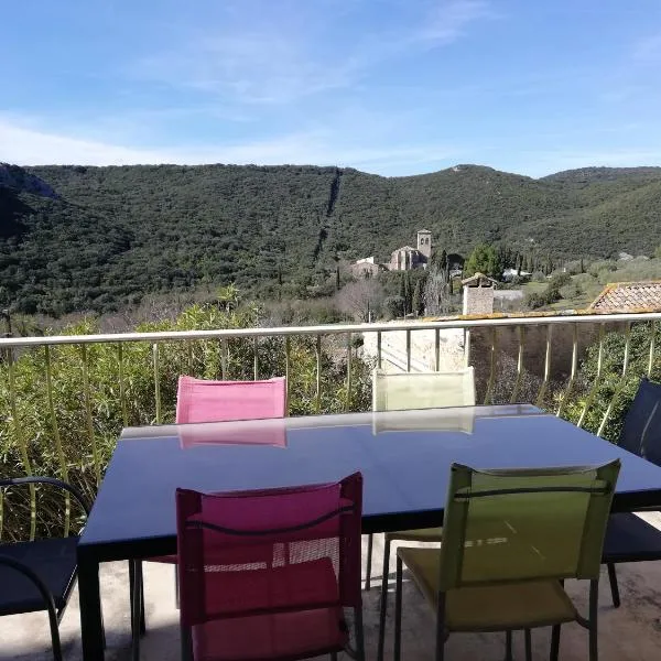 Maison calme avec vue exceptionnelle, hotel v mestu Vailhan