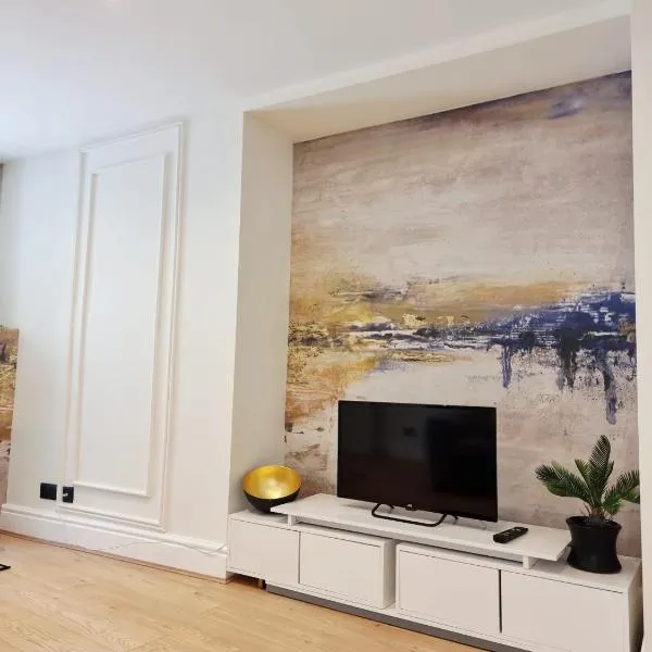 Luxury Holiday Apartments, hotel u gradu Torki