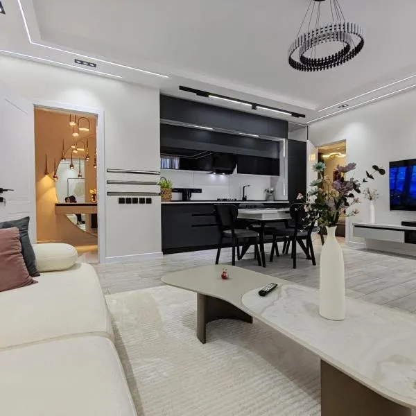 Modern Apartment Kobuleti, hotel di Kobuleti