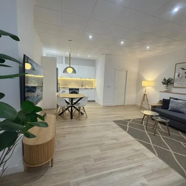 Loft Millón 28 - Diseño y Playa，內爾哈的飯店