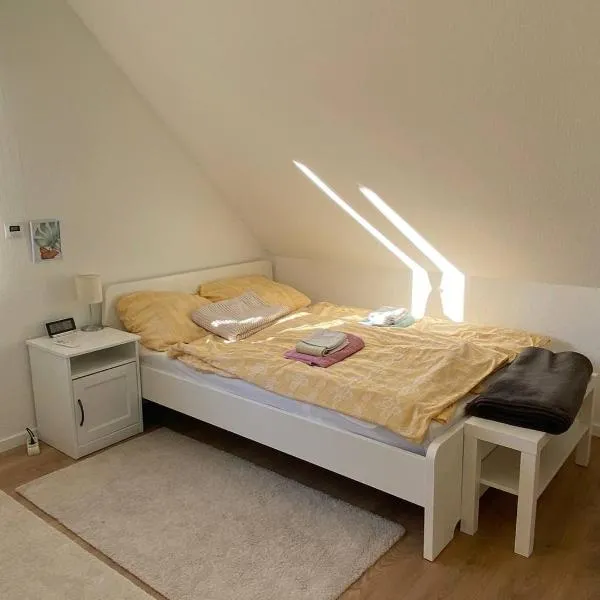 Ruhige Ortsrandlage 3, hotel en Kiel