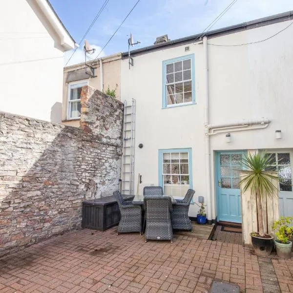 7 Charles Street, hotel in Dartmouth