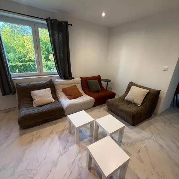 La Clef des Champs, hotel v destinaci Mecquignies